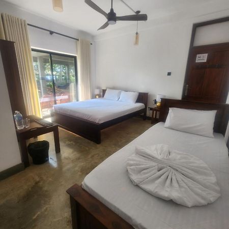 Red Sun Beach Villa Kosgoda Exterior foto