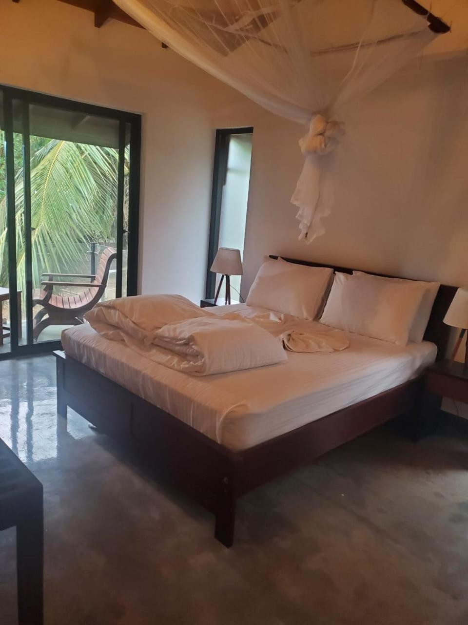 Red Sun Beach Villa Kosgoda Exterior foto